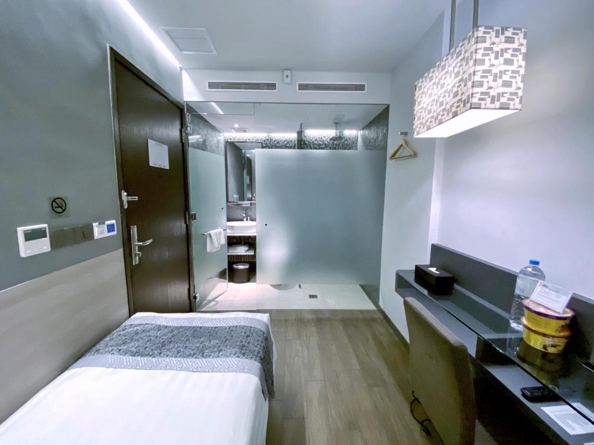 Bliss Hotel Singapore Exterior photo