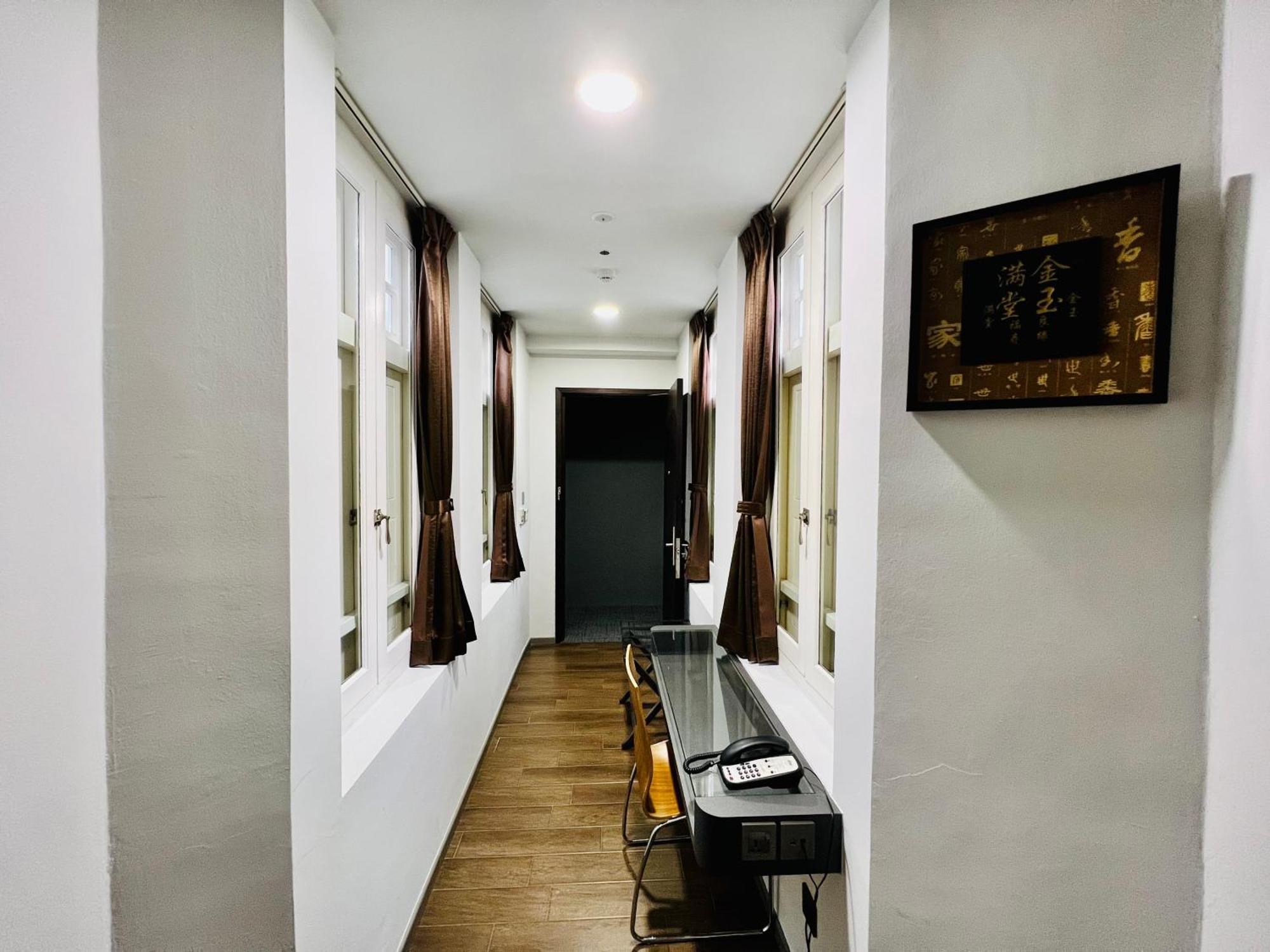 Bliss Hotel Singapore Exterior photo