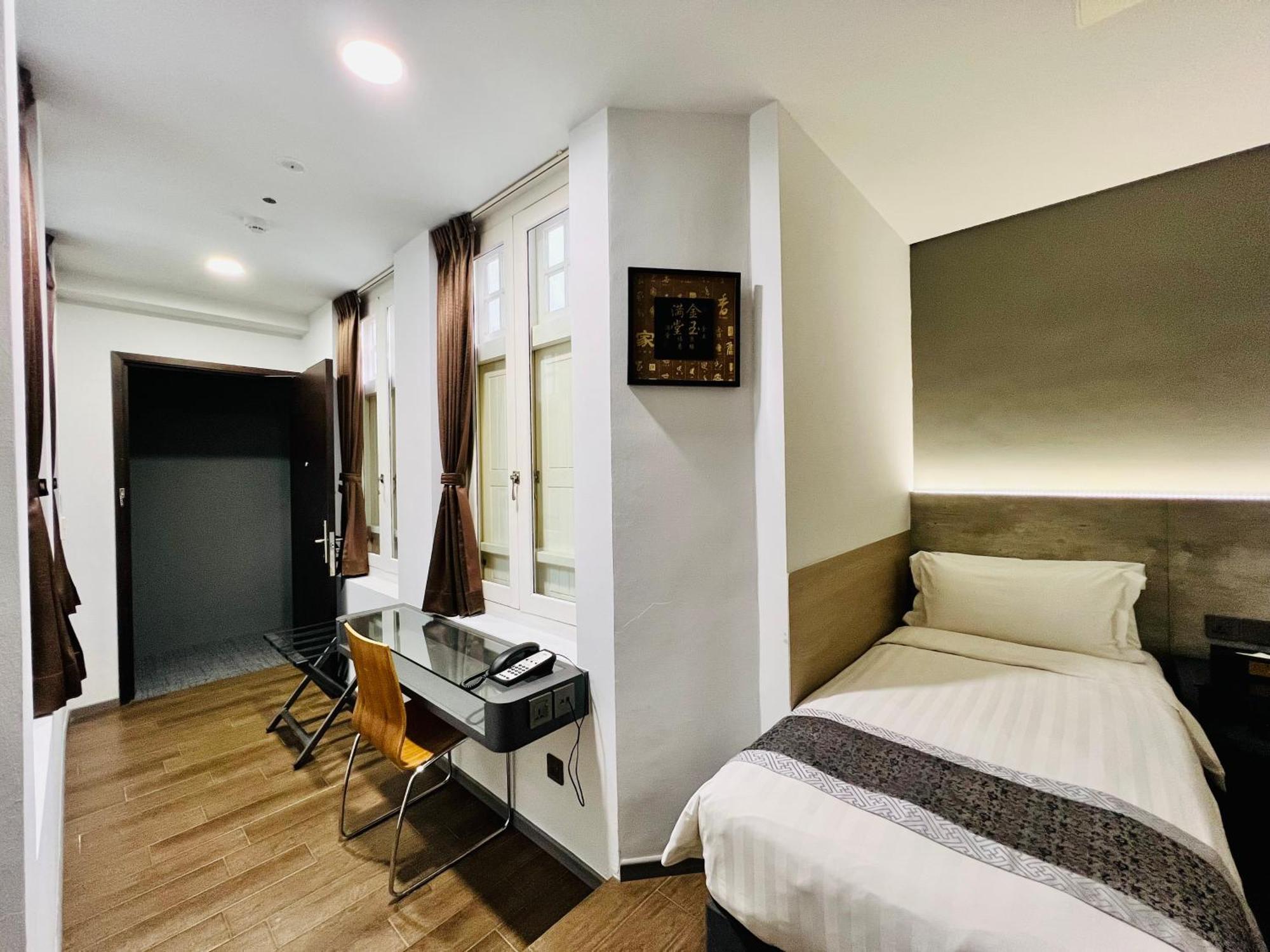 Bliss Hotel Singapore Exterior photo