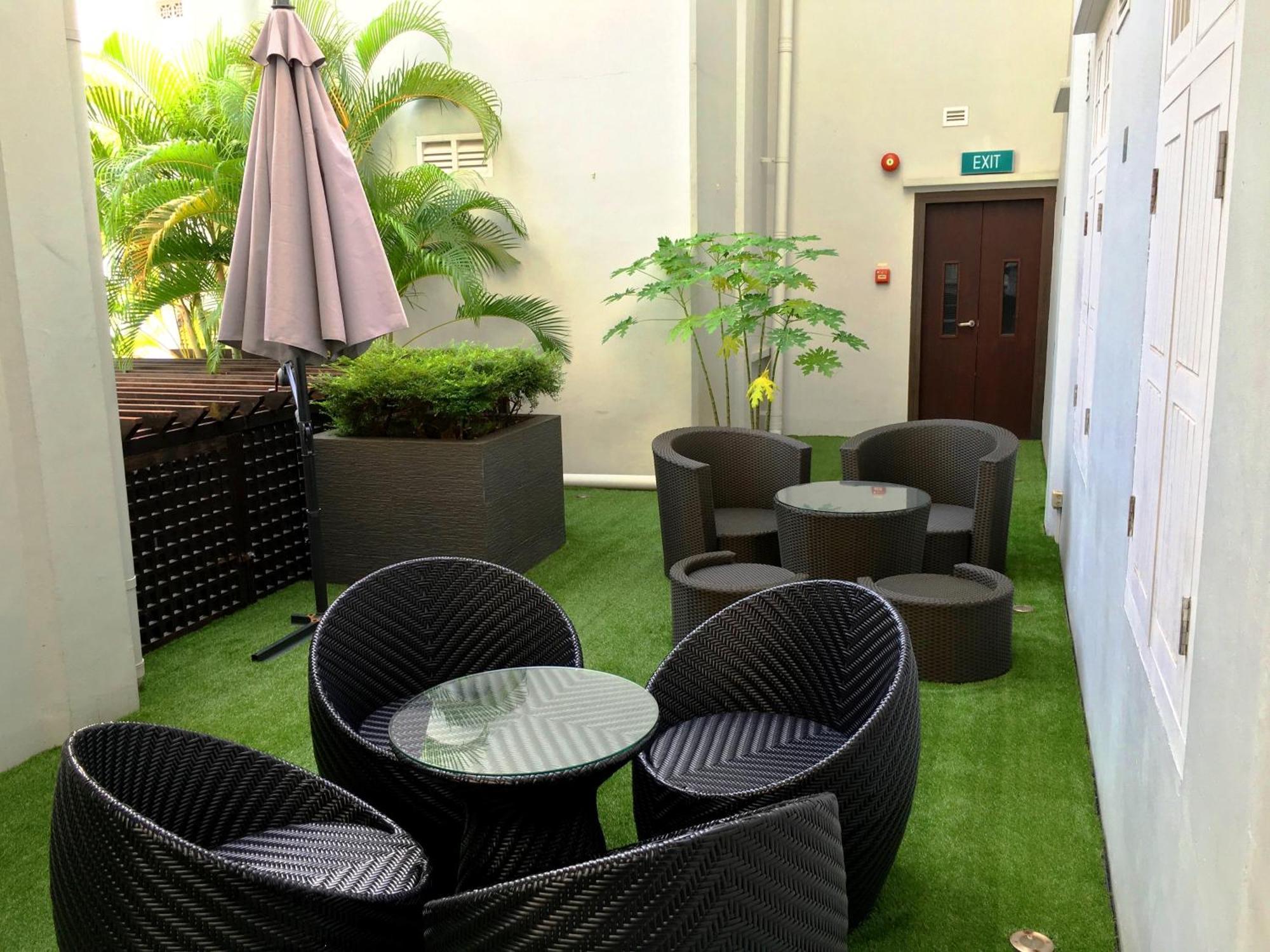 Bliss Hotel Singapore Exterior photo